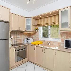 Villa Europe Thia, Fokata