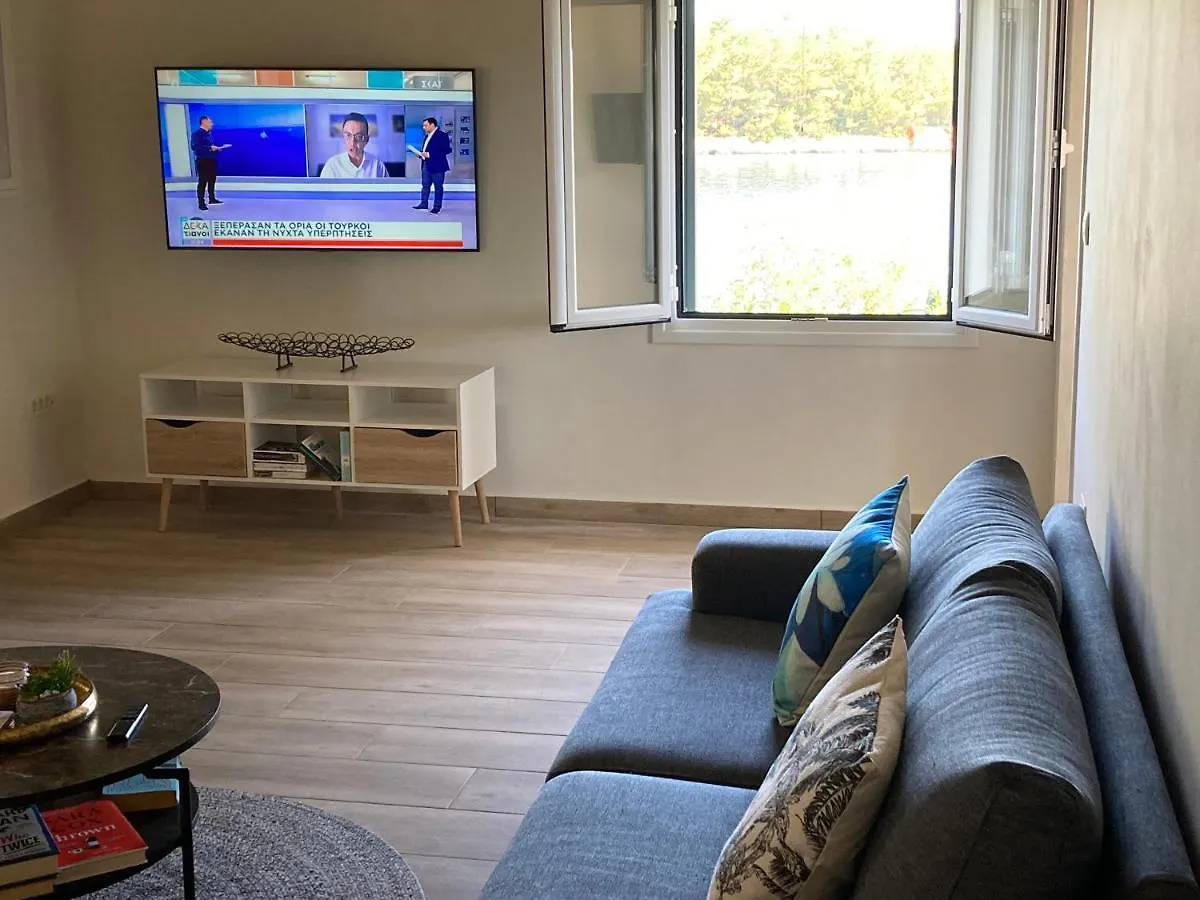 Fiskardo Beach House 0*,
